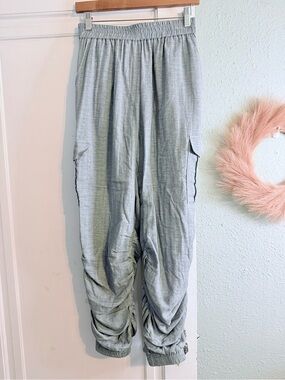 Mystree Light Gray Cargo-Style Jogger Pants